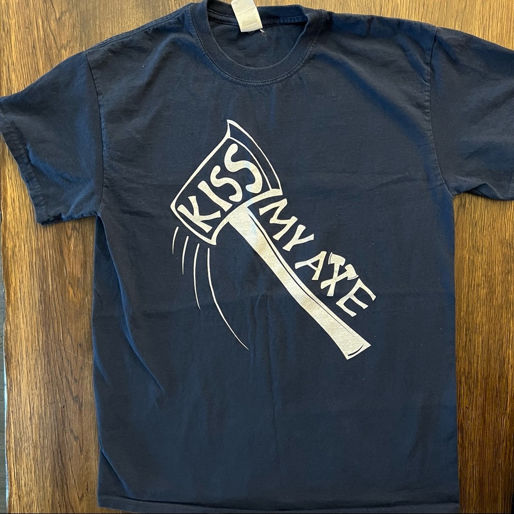 🚨 NAU- Northern Arizona University Kiss My Axe Tee, M